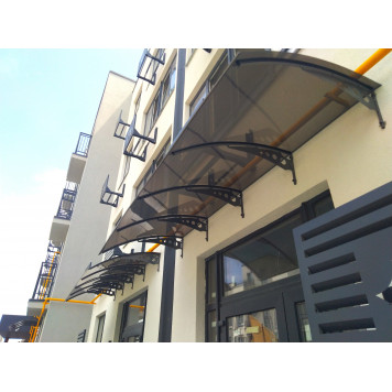 Козырек из монолитного поликарбоната  - Козырек своими руками-3